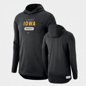 Team Stack Hawkeyes Mens Black T-Shirt 701470-880 Team Stack Hawkeyes Mens Black T-Shirt 701470-880