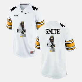 #4 Tevaun Smith Pictorial Fashion Hawkeyes Men's White Jersey 897055-646