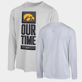 March Madness Iowa 2020 Our Time Bench Legend Youth White T-Shirt 401917-746 March Madness Iowa 2020 Our Time Bench Legend Youth White T-Shirt 401917-746